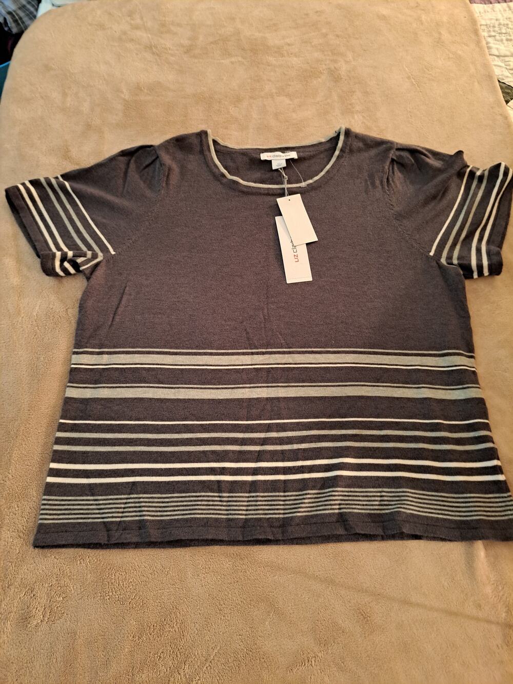 Liz Claiborne Round Neck Short Sleeve Sweater XL New